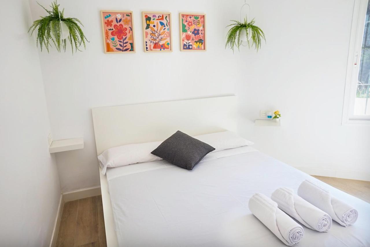 Playa, Piscina Y Relax En Este Coqueto Apartamento En Nerja Esterno foto